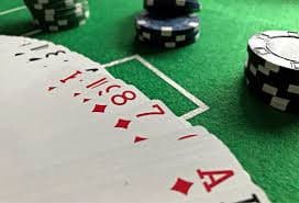 sar288 slot mobile app interface showing VCT table selection and bet placement